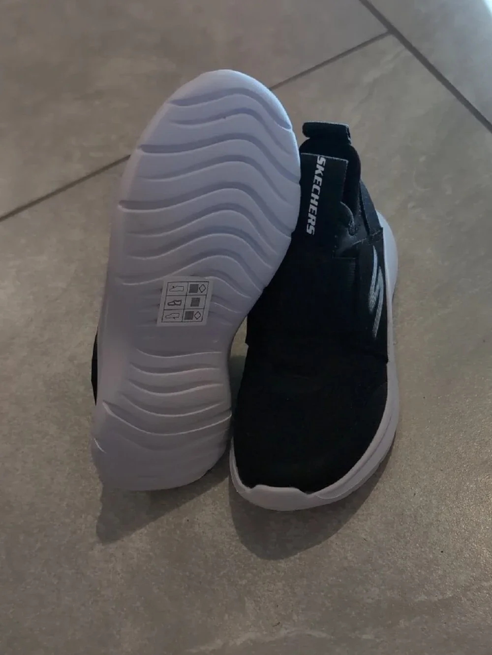 NEW Skechers Kids Black and White Slip-On Athletic Sneakers